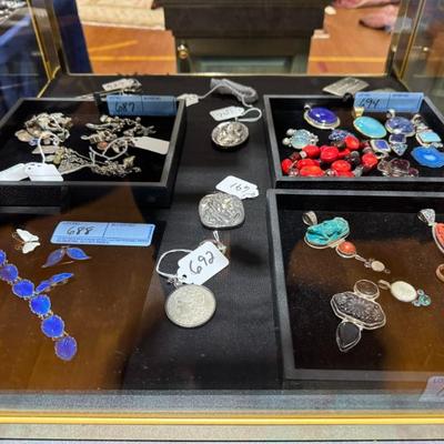 Sale Photo Thumbnail #42