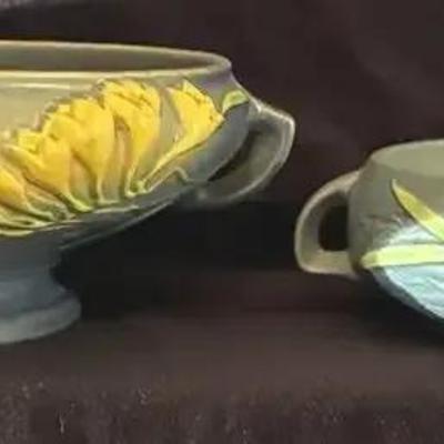 Roseville Blue Freesia Bowls 