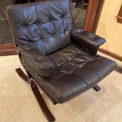 Norwegian Kengu Inspired Leather Lounge Chair 
