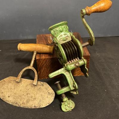 Green Bean Slicer And Herb Chopper