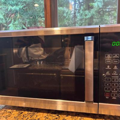 Chefmate Microwave Oven