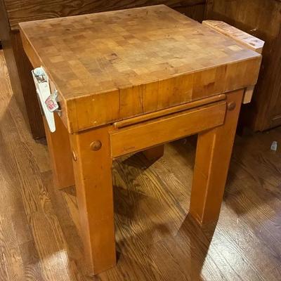 Le Gourmand Butcher Block Stand 