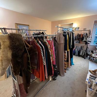 Sale Photo Thumbnail #126