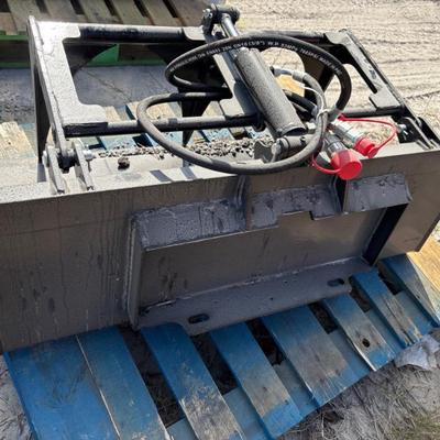 Sale Photo Thumbnail #325