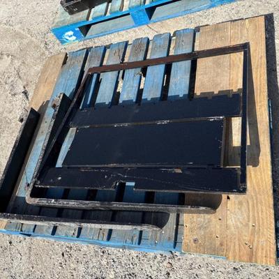 Sale Photo Thumbnail #326