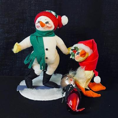 Vintage Christmas Decor + Ornament