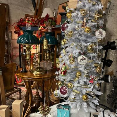 Sale Photo Thumbnail #34