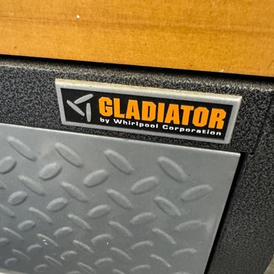 Sale Photo Thumbnail #193