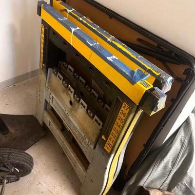 Sale Photo Thumbnail #144