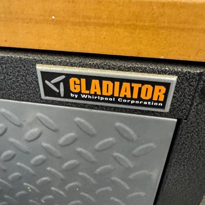 Sale Photo Thumbnail #192