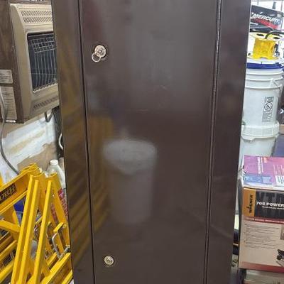 Sale Photo Thumbnail #300