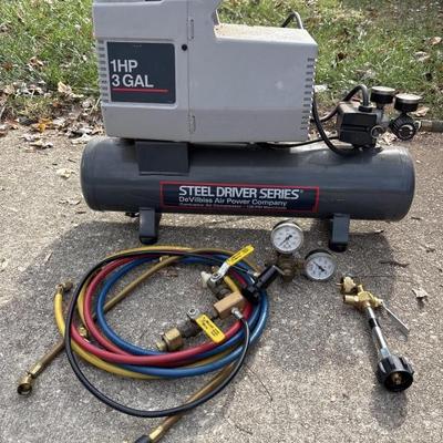 Sale Photo Thumbnail #330