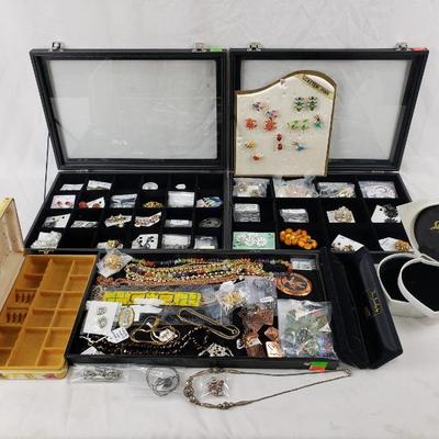 Sale Photo Thumbnail #110