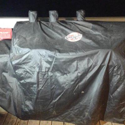 Large Grill By Char-Griller, Propane And Charcoal