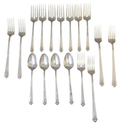 MF118 Royal Crest Sterling Silverware