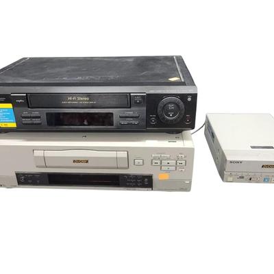 AL101 Sony DVR DSR-30, Video Cassette Recorder And Mini DV Cam