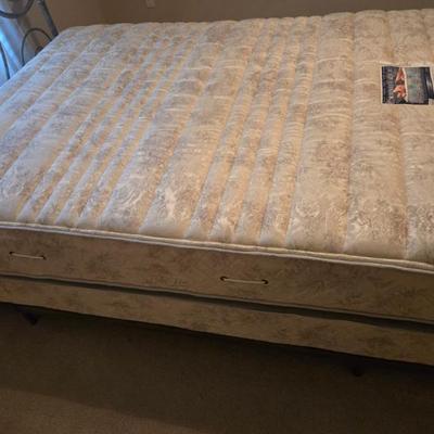 Sale Photo Thumbnail #46