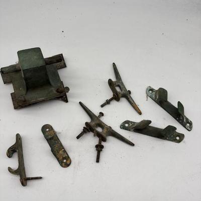 Sale Photo Thumbnail #684