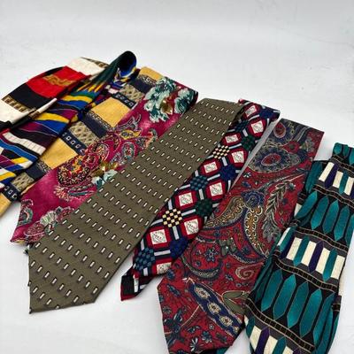 Sale Photo Thumbnail #557