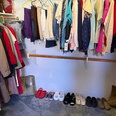 Sale Photo Thumbnail #52