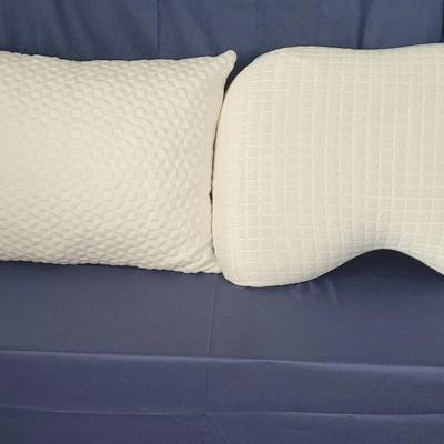 Set Of 2 Pillows (Sweetnight & Unbranded)