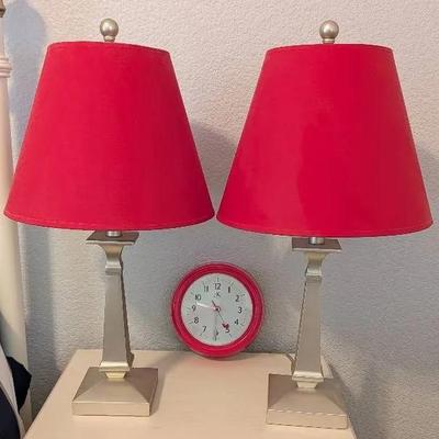 2 Decorative Table Lamps And Wall Clock