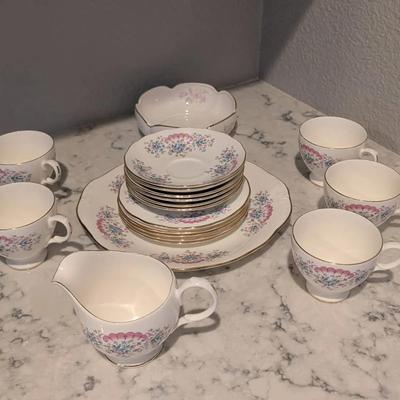 Gainsborough Pink/Blue Floral Tea Set & Norcroft Fine Bone China Bowl