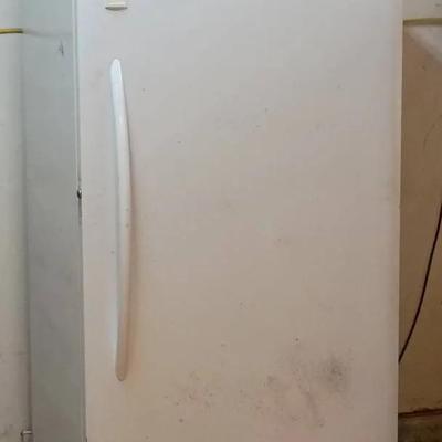 Frigidaire Upright Deep Freezer