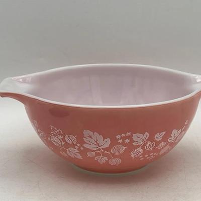 9.5” 1 1/2-Quart PYREX Pink Gooseberry Cinderella Nesting Bowl #442