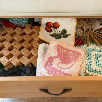Vintage Trivets & Kitchen Linens Mystery Lot