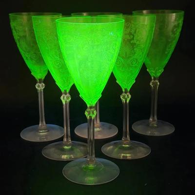 (6) Fostoria Versailles Green Wine Glasses