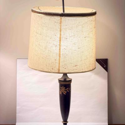 Painted Colonial Style Lamp