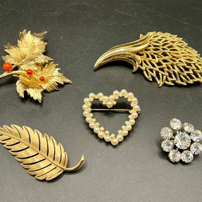 (5) Brooches featuring Coro Costume Jewelry & Rare Vintage Grosse Brooch dated 1965