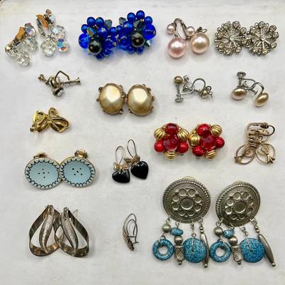 (16) Pairs Earrings — Vintage & Contemporary 
