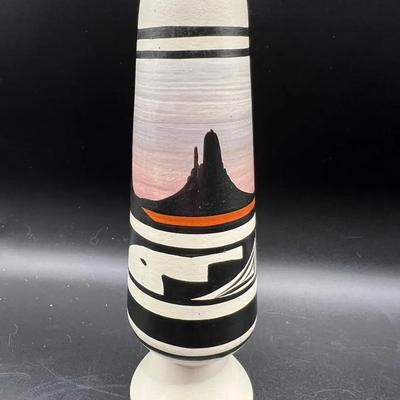 Vintage Navajo Hand Painted Desert Southwestern Native American Pottery — Signed
