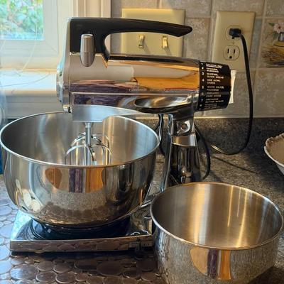 Vintage Sunbeam Mixmaster 