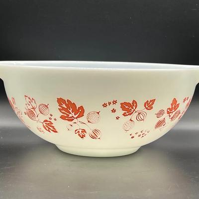 11” 2 1/2-Quart PYREX Pink Gooseberry Cinderella Nesting Bowl #443