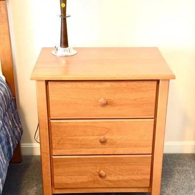 3-Drawer Nightstand 