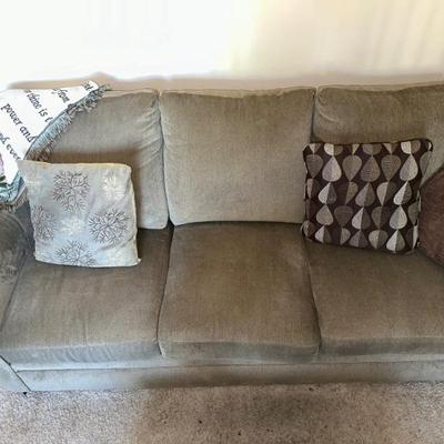 Sale Photo Thumbnail #2