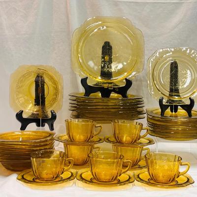 Vintage Yellow-Green Depression Glass Set