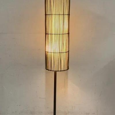 Maui Floor Lamp 