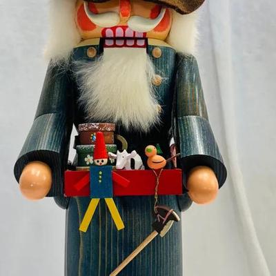 Erzgebirgische Volkskunst Nutcracker
