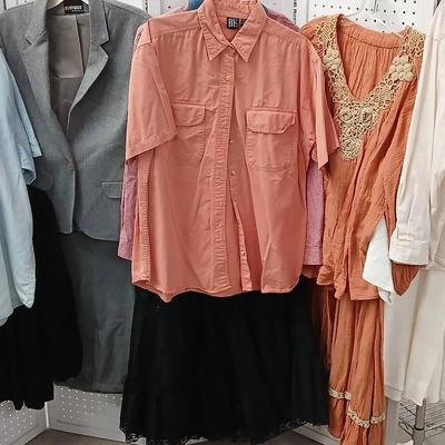 Womens Wear Western & More Sizes  L- XL