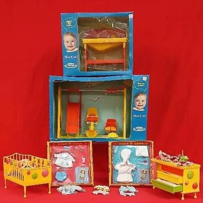 Suzy Cute Doll w Accessories 