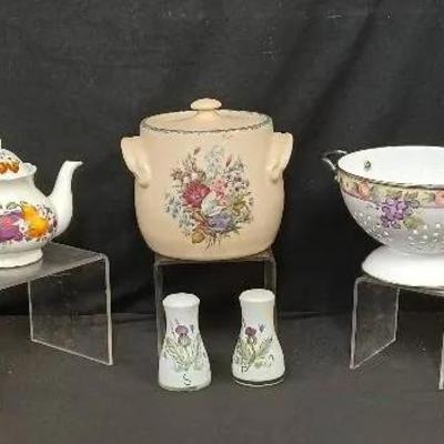Vintage Covered Bean Pot - Floral Enamel Colander + More