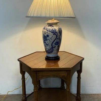 MCM Hexagon End Table W/ Lamp