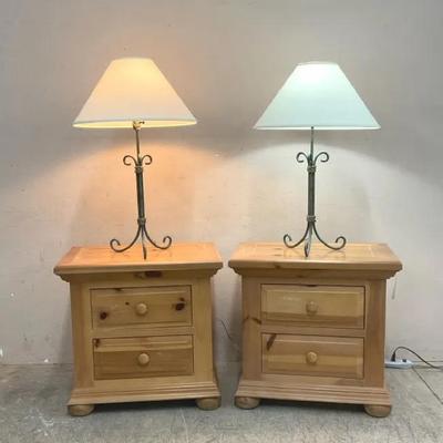 Broyhill Fontana Nightstands W/ Lamps 