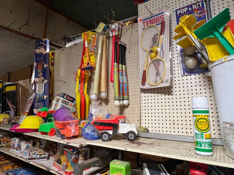 Sale Photo Thumbnail #129