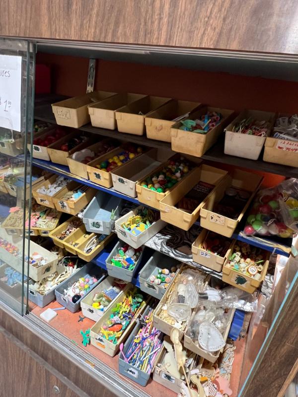 Sale Photo Thumbnail #119