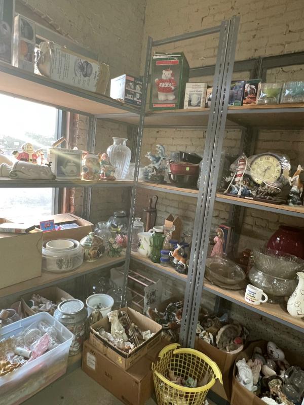 Sale Photo Thumbnail #109